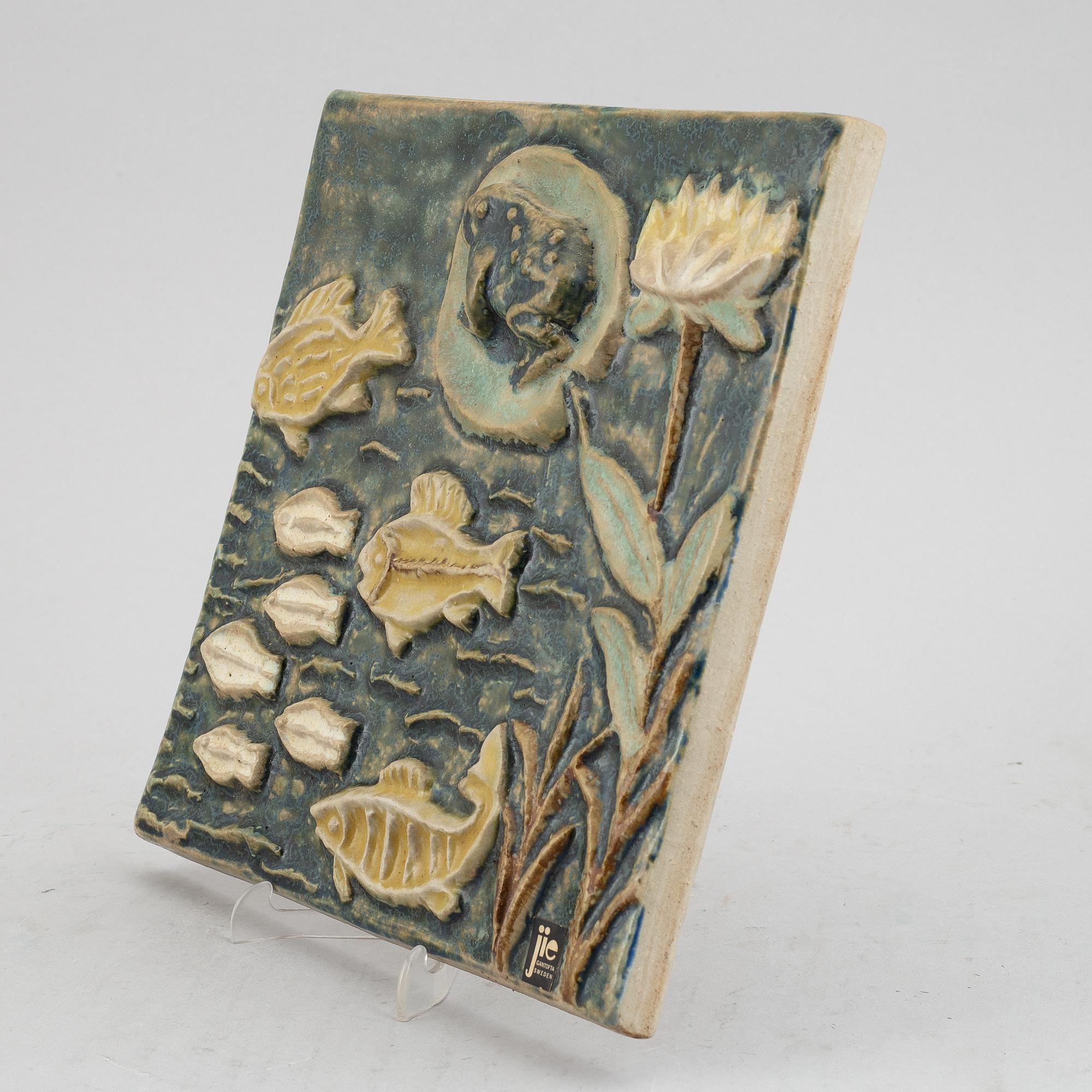 Two Swedish stoneware pieces, including a figurine by Lisa Larson, second half of the 20th Century.
