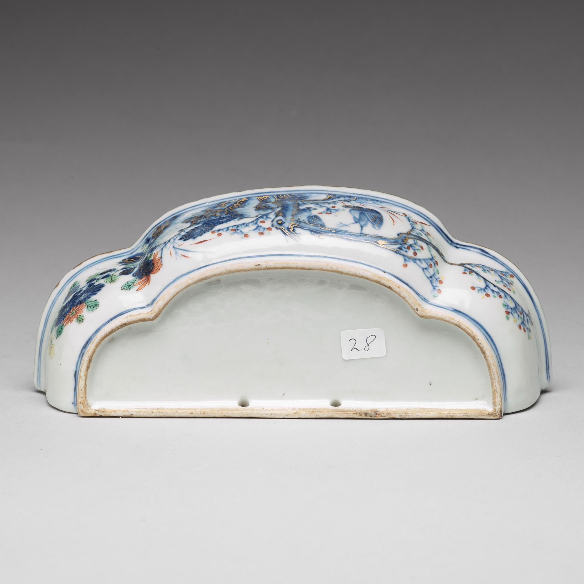 HANDFAT, porslin. Qingdynastin, 1700-tal.