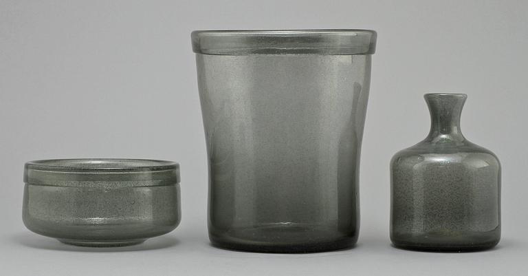 LJUSSTAKAR, ett par, VASER, 2 st samt SKÅL, glas, Erik Höglund, Boda, 1900-tal.