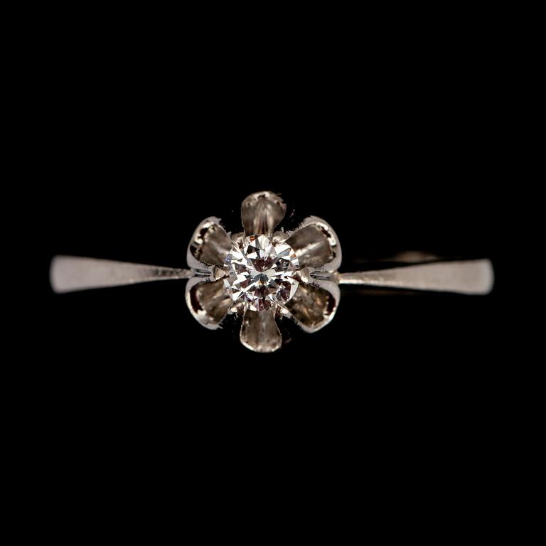 RING, vitguld 18K, briljantslipad diamant ca 0,15 ct, finska stämplar 1971. Vikt 3,4 g.