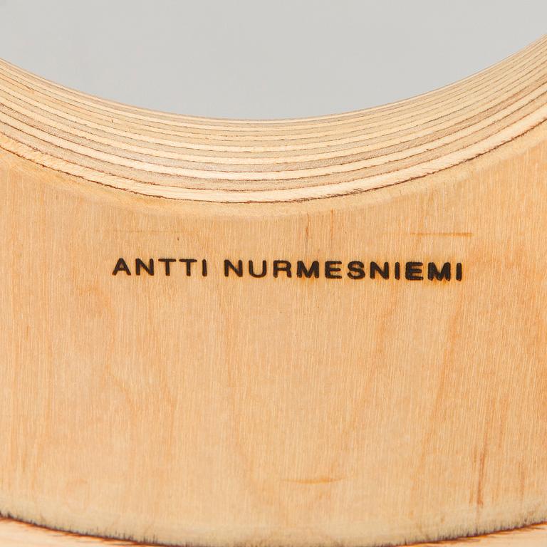 Antti Nurmesniemi, pallar 6 st / bastupallar, "Saunastool" 1900-talets slut.