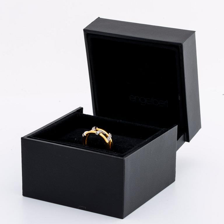 ENGELBERT RING 18k guld m briljanter 0,24 ct totalt ingraverat, Stockholm 1996, original etui och box.