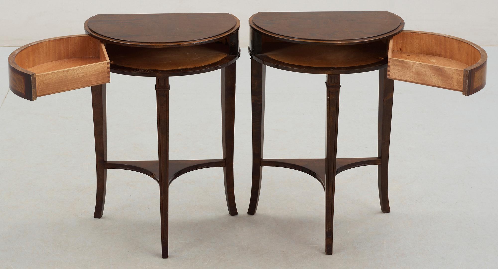 SÄNGBORD, ett par, Seffle Möbelfabrik, 1920/30-tal.