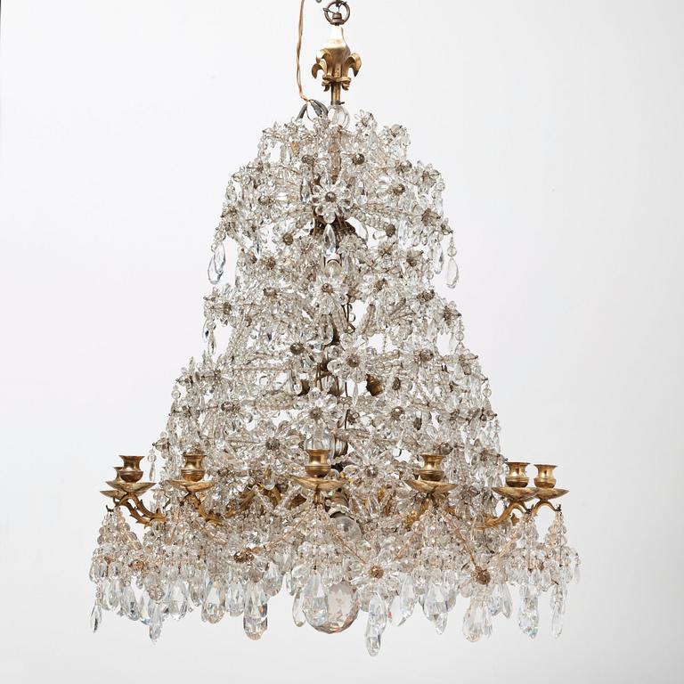 A Baroque-style 19th century twelve-light chandelier.