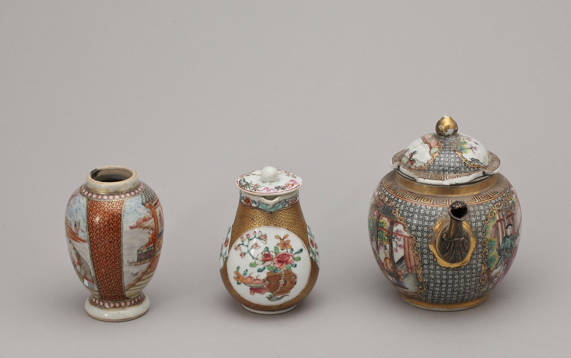 TEKANNA, GRÄDDKANNA samt TEDOSA, kompaniporslin. Qing dynastin, Qianlong (1736-95).