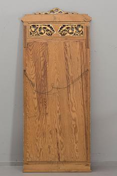 SPEGEL MED KONSOLBORD, gustaviansk stil, 1900-talets första hälft.