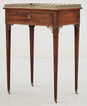 DAMARBETSBORD, tillskrivet Carl Diedric Fick (mästare 1776-1806 i Stockholm). Sengustavianskt.