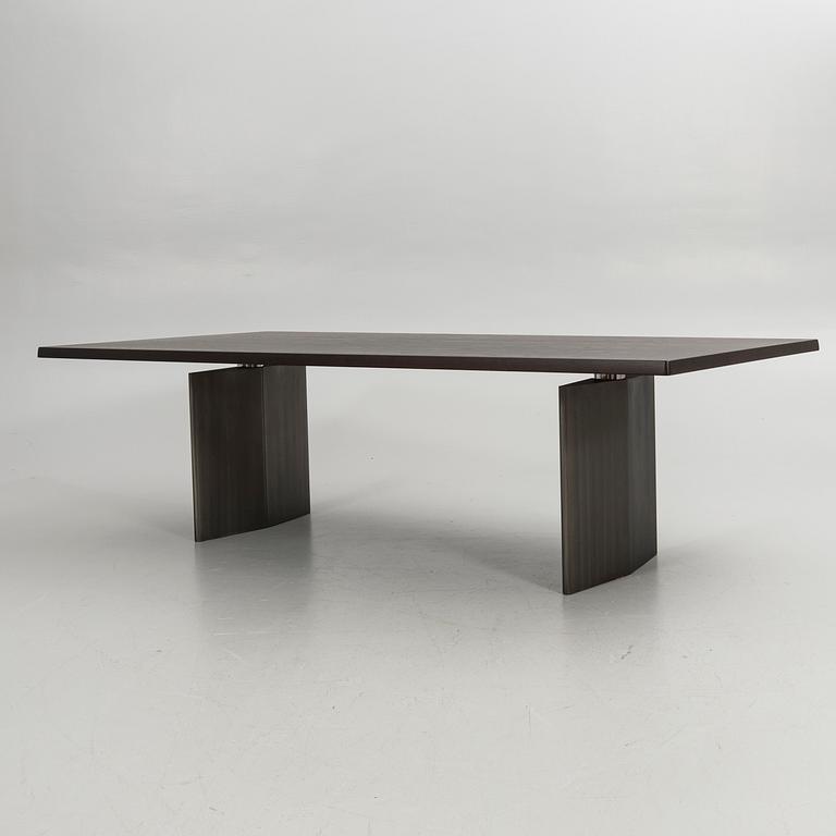 Dining table/table, Minotti, Italy, 21st century.