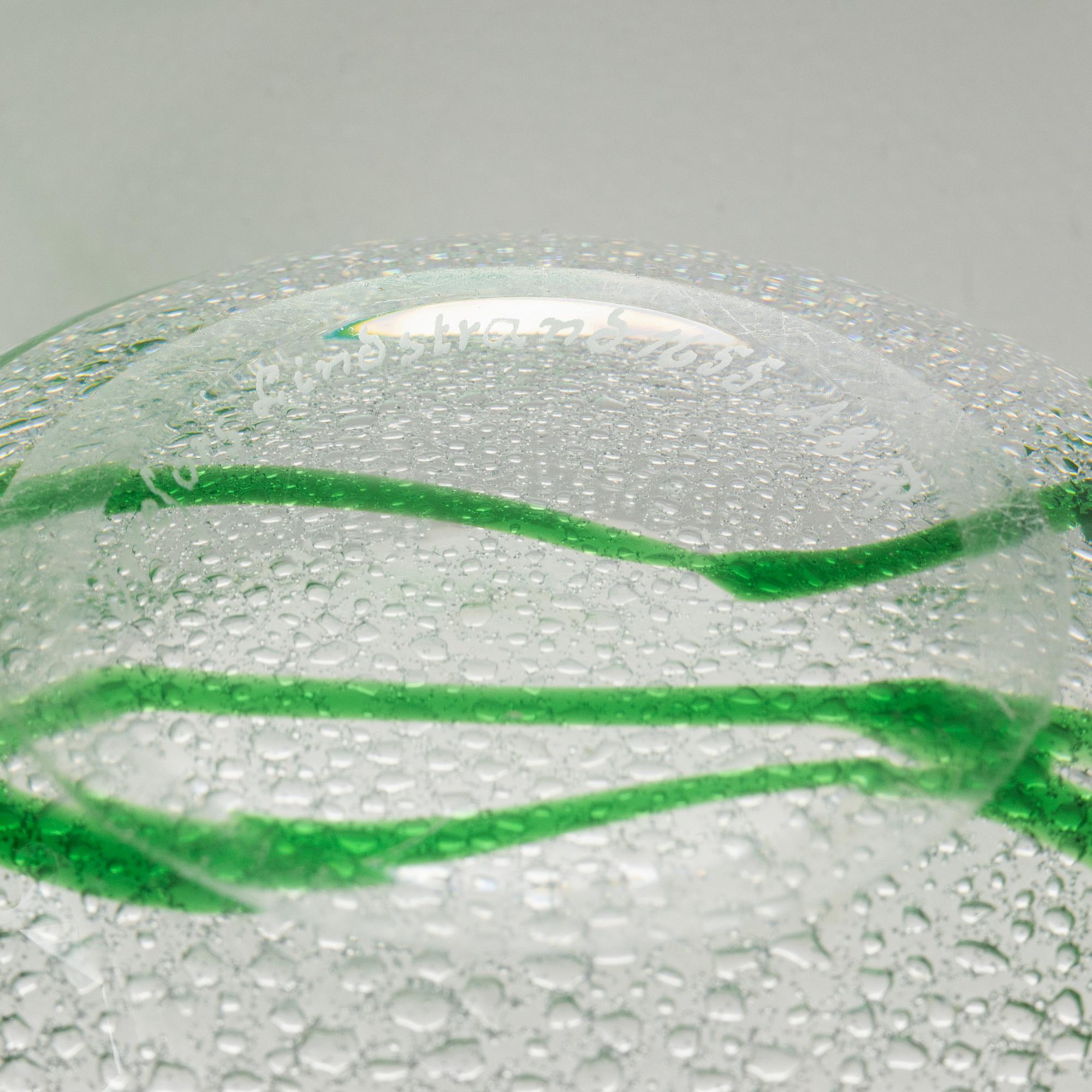Vicke Lindstrand, a 'Sjögräs' vase, Orrefors, 1942.