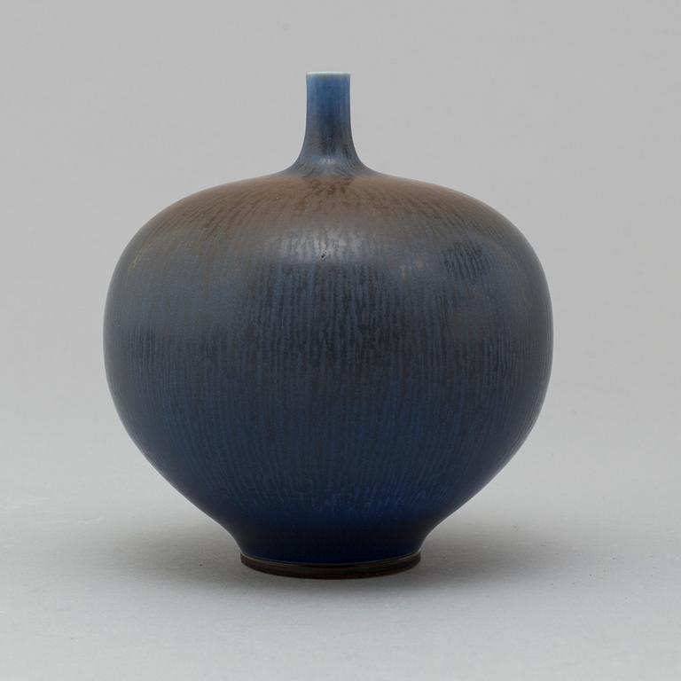 BERNDT FRIBERG, a stoneware vase from Gustavsberg studio, signed.
