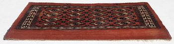 A rug, Turkmen Chuval, approx. 107-115 x 66 cm.