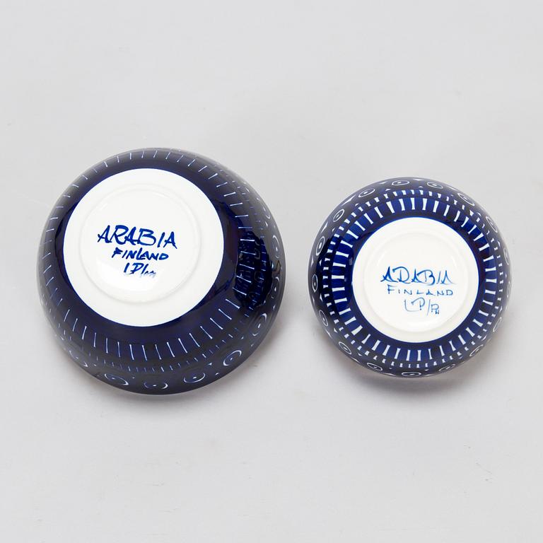Ulla Procopé, a 46-piece set of 'Valencia' porcelain dinnerware for Arabia.