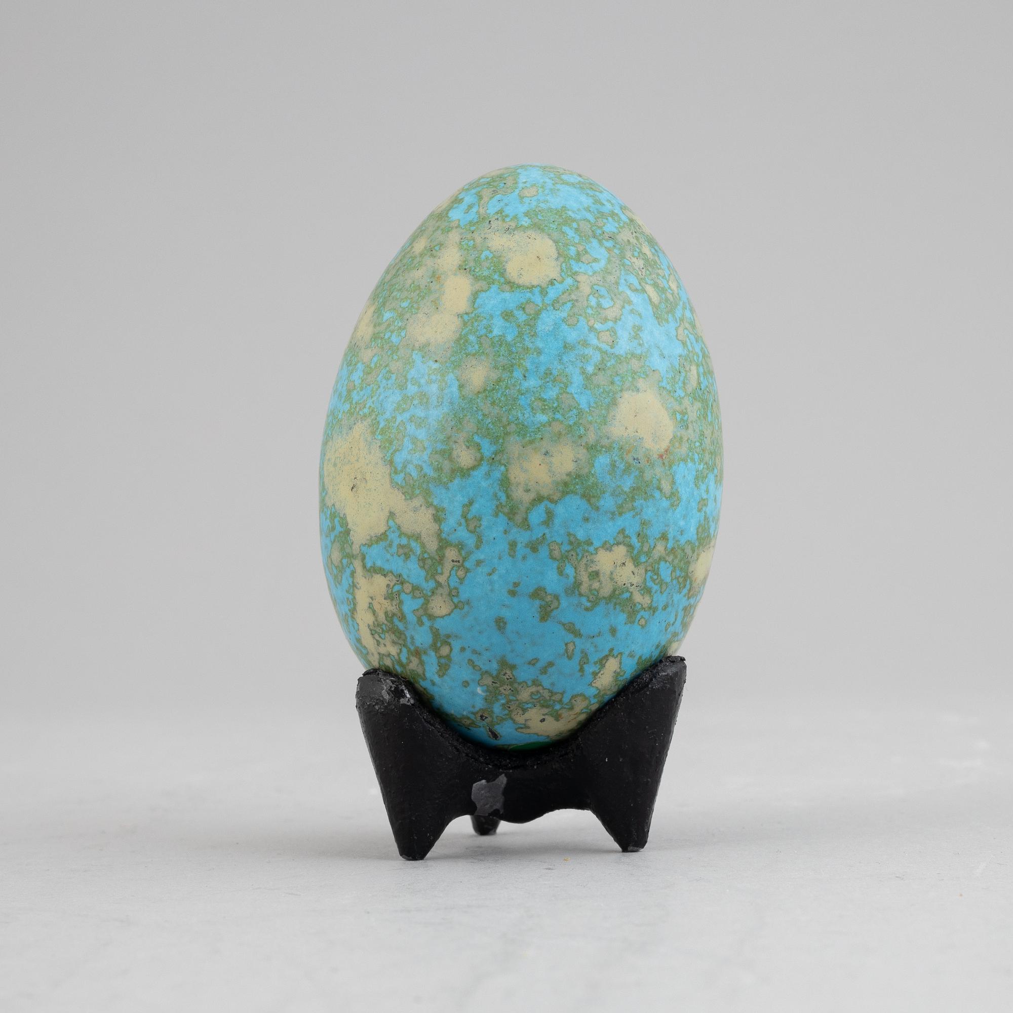 Hans Hedberg, a signed faiance egg with stand, Biot, France.