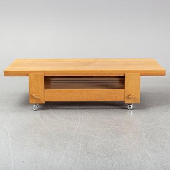 YNGVE EKSTRÖM, soffbord, ur serien "Kontrapunkt", Swedese Möbler AB, modellen lanserad 1968.