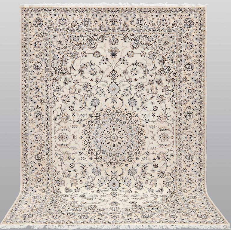 A part silk Nain carpet, so called 6 LAA, ca 252 x 175 cm.