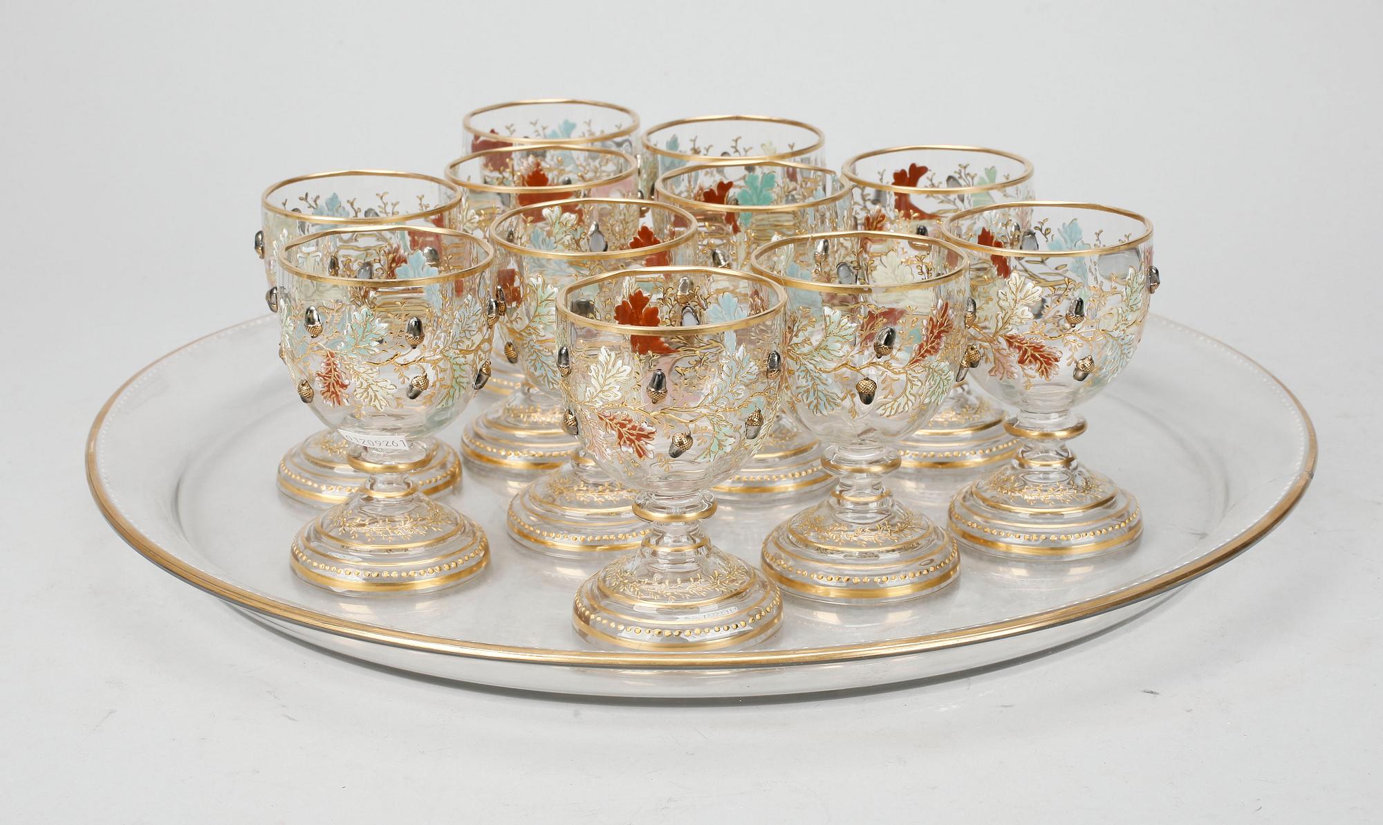 BÅLSKÅL samt GLAS, 13 delar, glas, 1800-tal.