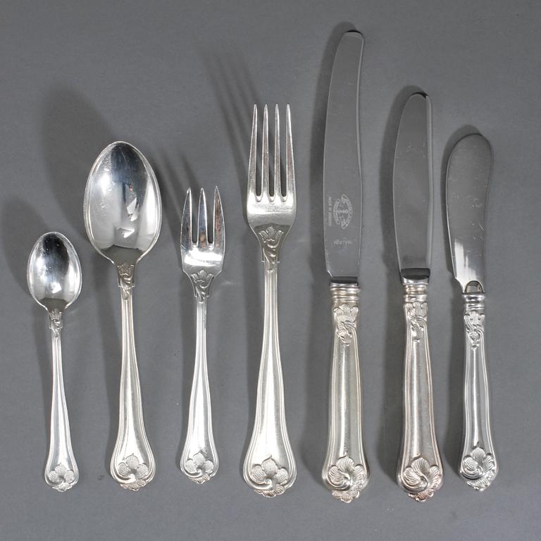 MATSILVER, 55 delar, silver, sachsisk modell, bl a Cohr, Danmark. Total vikt med stålblad ca 2162 gram.