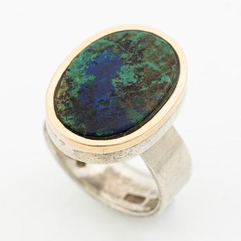 Anders Högberg, ring, sterlingsilver med grön/blå sten, Göteborg 1987.