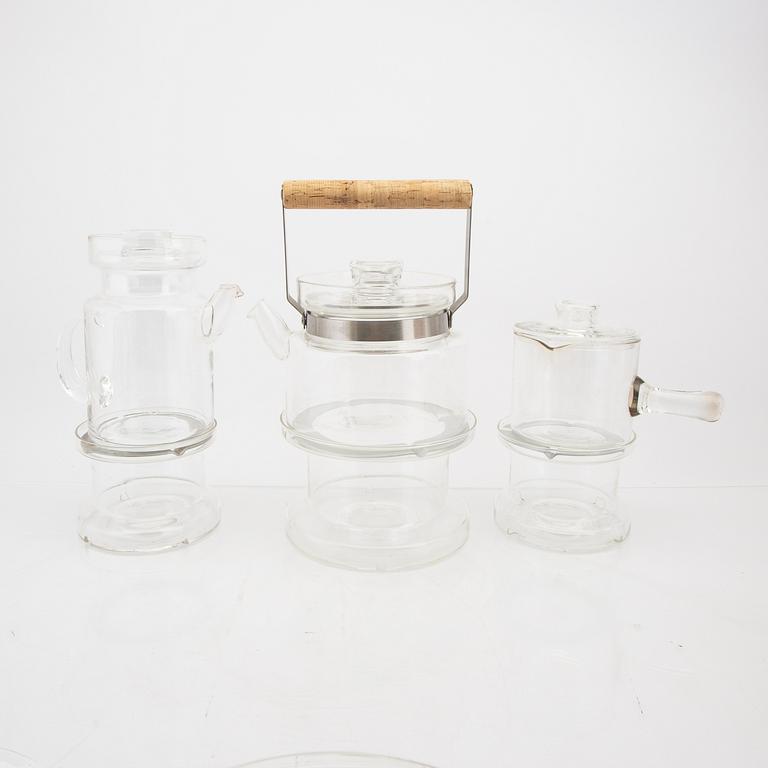 Signe Persson-Melin, a set of 16 pcs of "Boda Nova-serie", fireprooof glass and cork, 1970s.