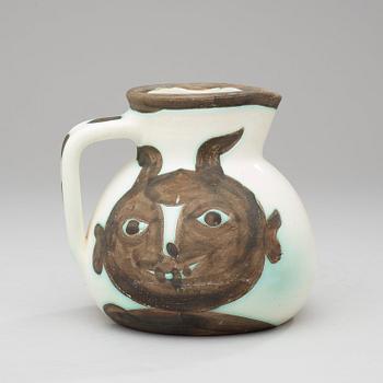 A Pablo Picasso 'Têtes' faience jug, Vallauris, France 1956.