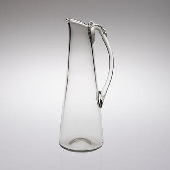 GUNNEL NYMAN, A JUICE JUG. Designed in 1947.