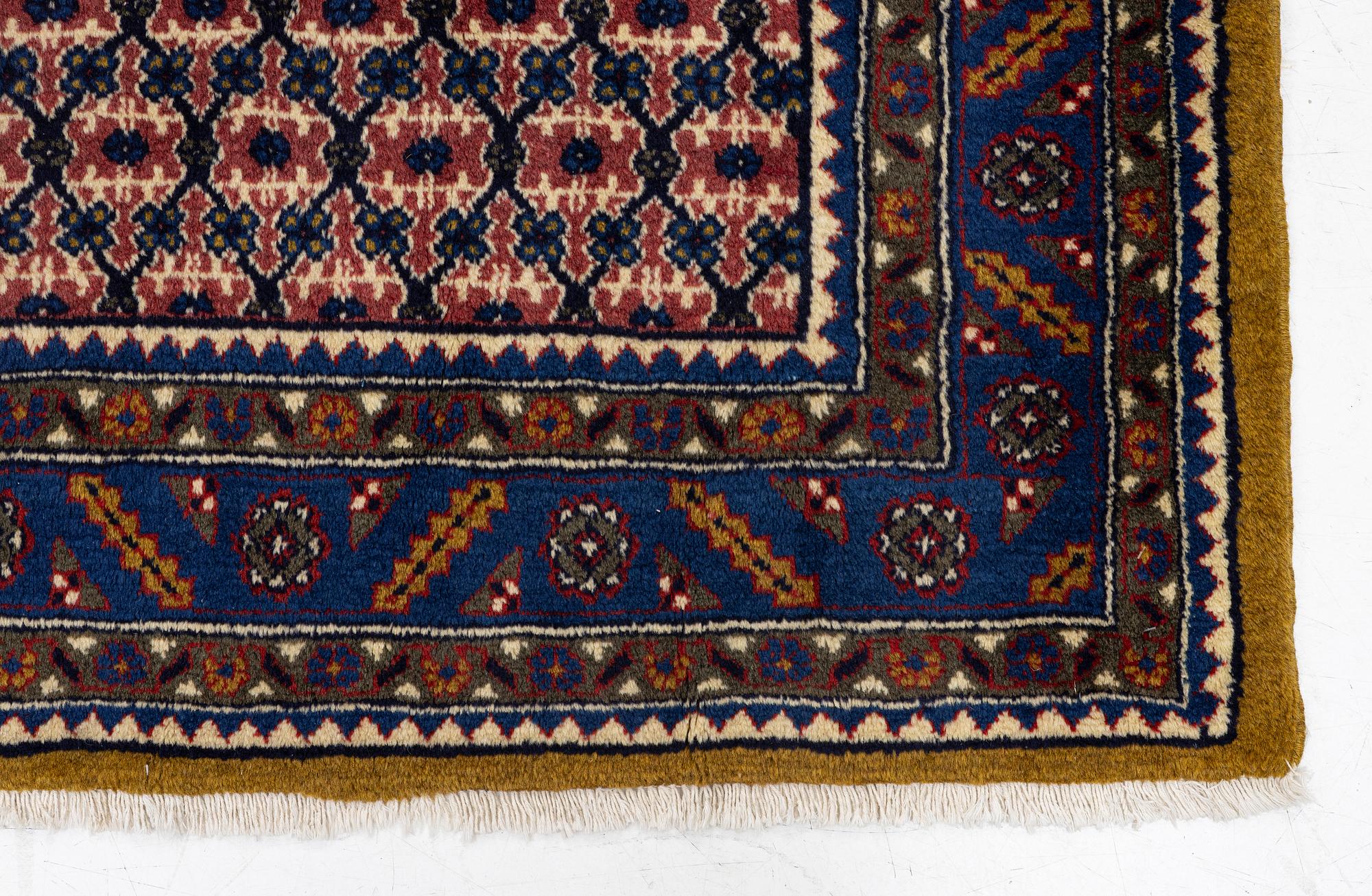 A Kolyai carpet approx. 300 x 215 cm.