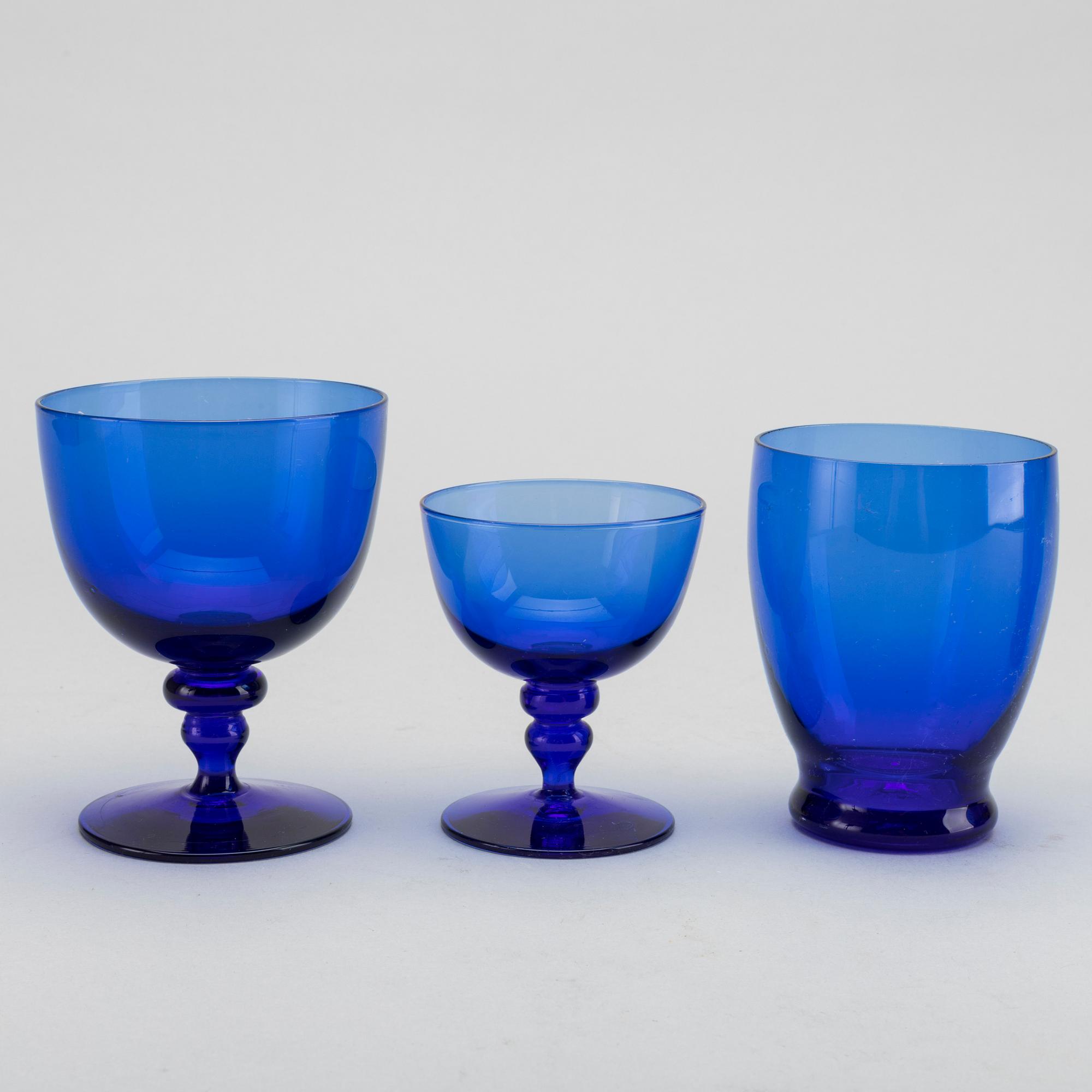 MONICA BRATT, servis ca 60 dlr Reijmyre glas 1900-talets mitt.