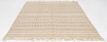 Kelim, India, approx. 305 x 190 cm.