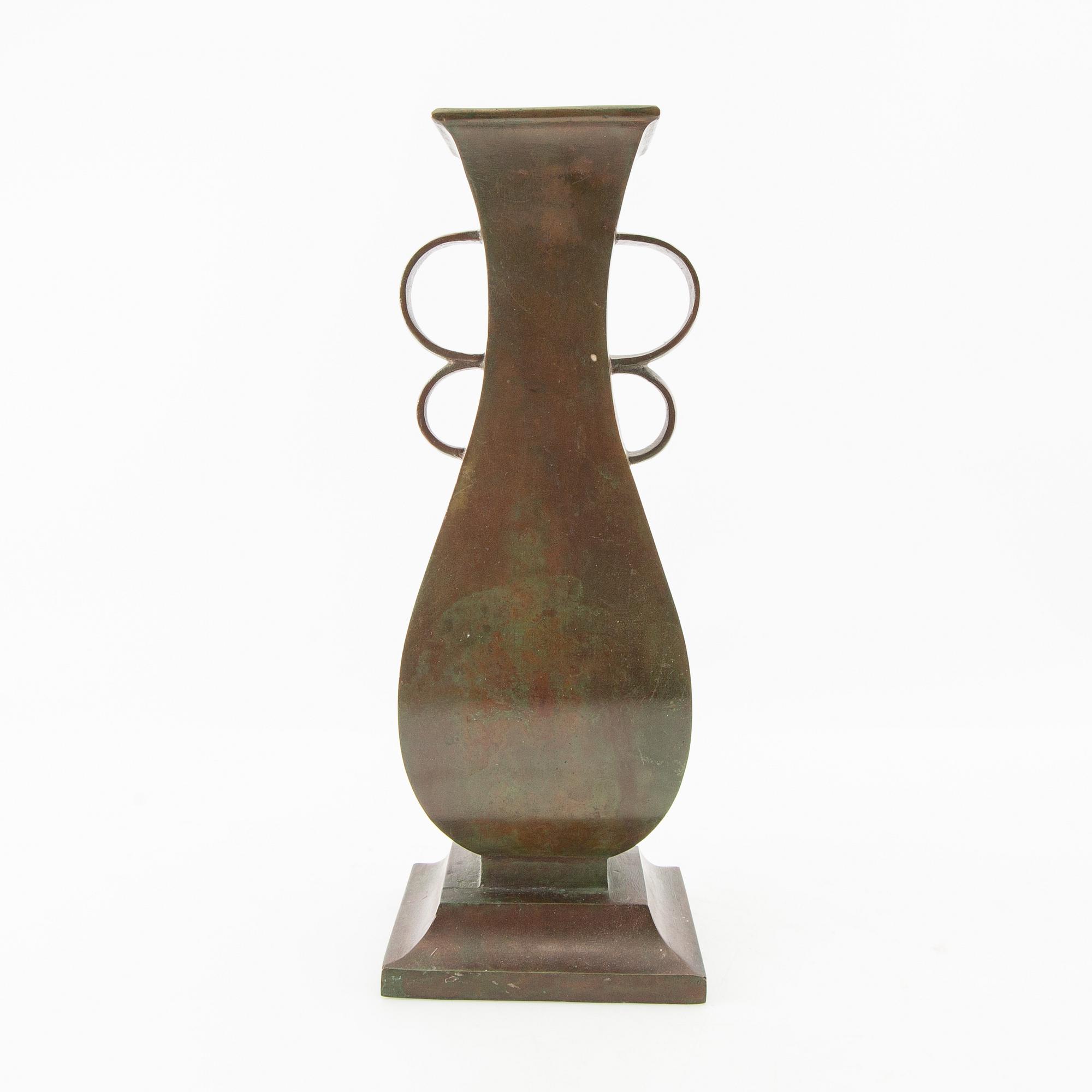 Sune Bäckström vase Swedish Grace 1920s/30s.