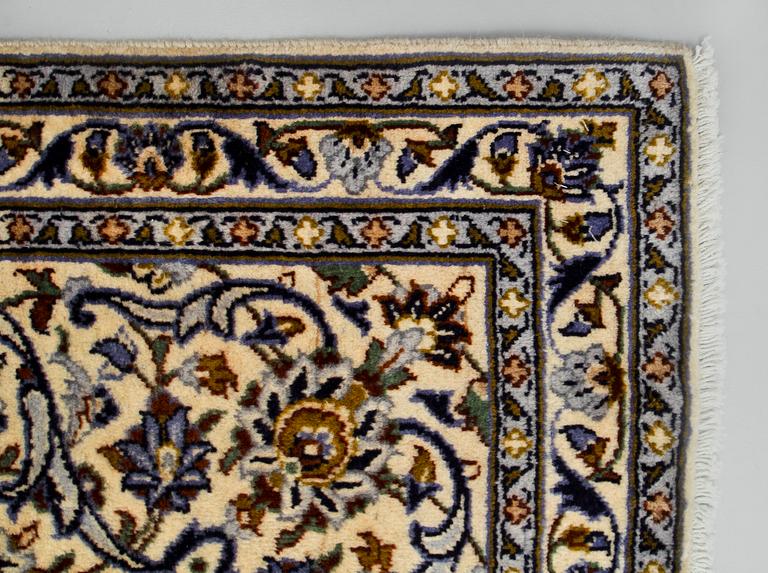 MATTA, Isfahan, ca 405 x 293 cm.