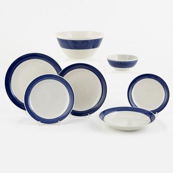 Hertha Bengtson, matservis, porslin, 27 delar, "Koka Blå", Rörstrand.