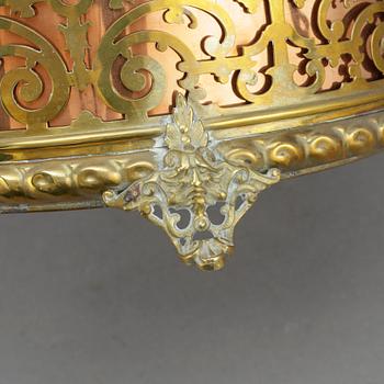 YTTERFODER, mässing, nyrenässans, omkring 1900.