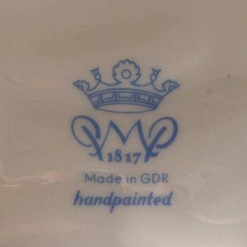 A PMP (Porcelain Manufactory Plaue) table lamp, Germany, later part of the 20th century.