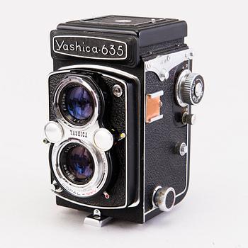 Set of five cameras, with accessories, 1920-50-tal.