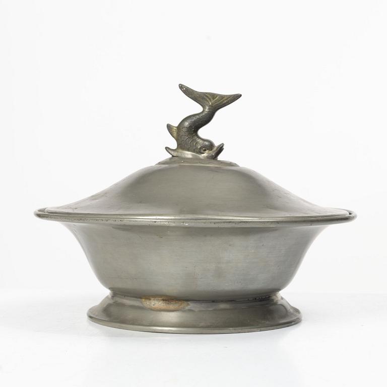 Firma Svenskt Tenn, Lidded tureen, Stockholm, 1926.