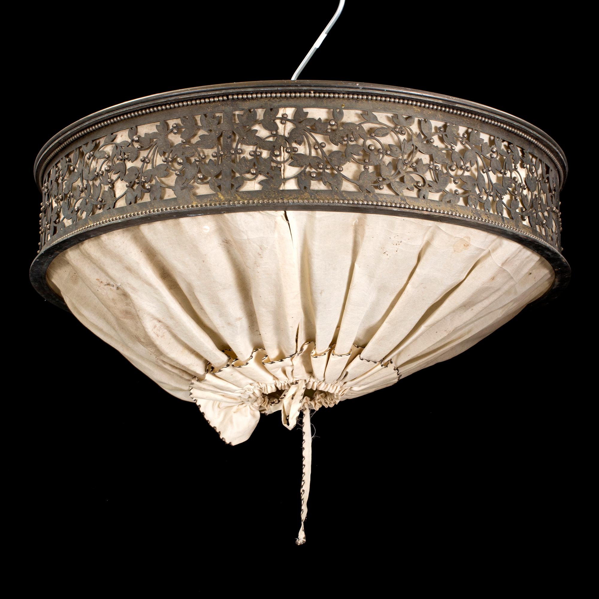 PLAFOND / TAKLAMPA, 1900-talets första hälft.