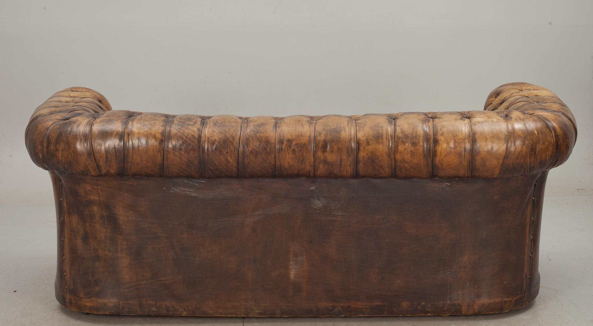 SOFFA, Chesterfield, 1900-talets mitt.