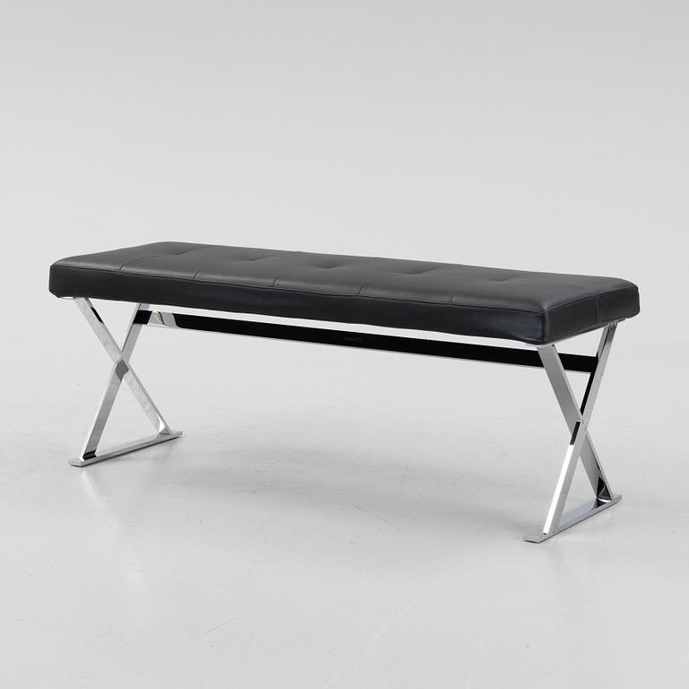 Antonio Citterio, a 'Pathos' bench, Maxalto, B&B Italia.