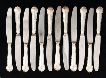 BESTICK, 80 delar, silver, "Chippendale", Kultakeskus, Tavastehus, 1950-tal. Totalvikt utan knivar ca 1963 g.