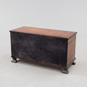 SKÄNK, art déco, 1900-talets första hälft.