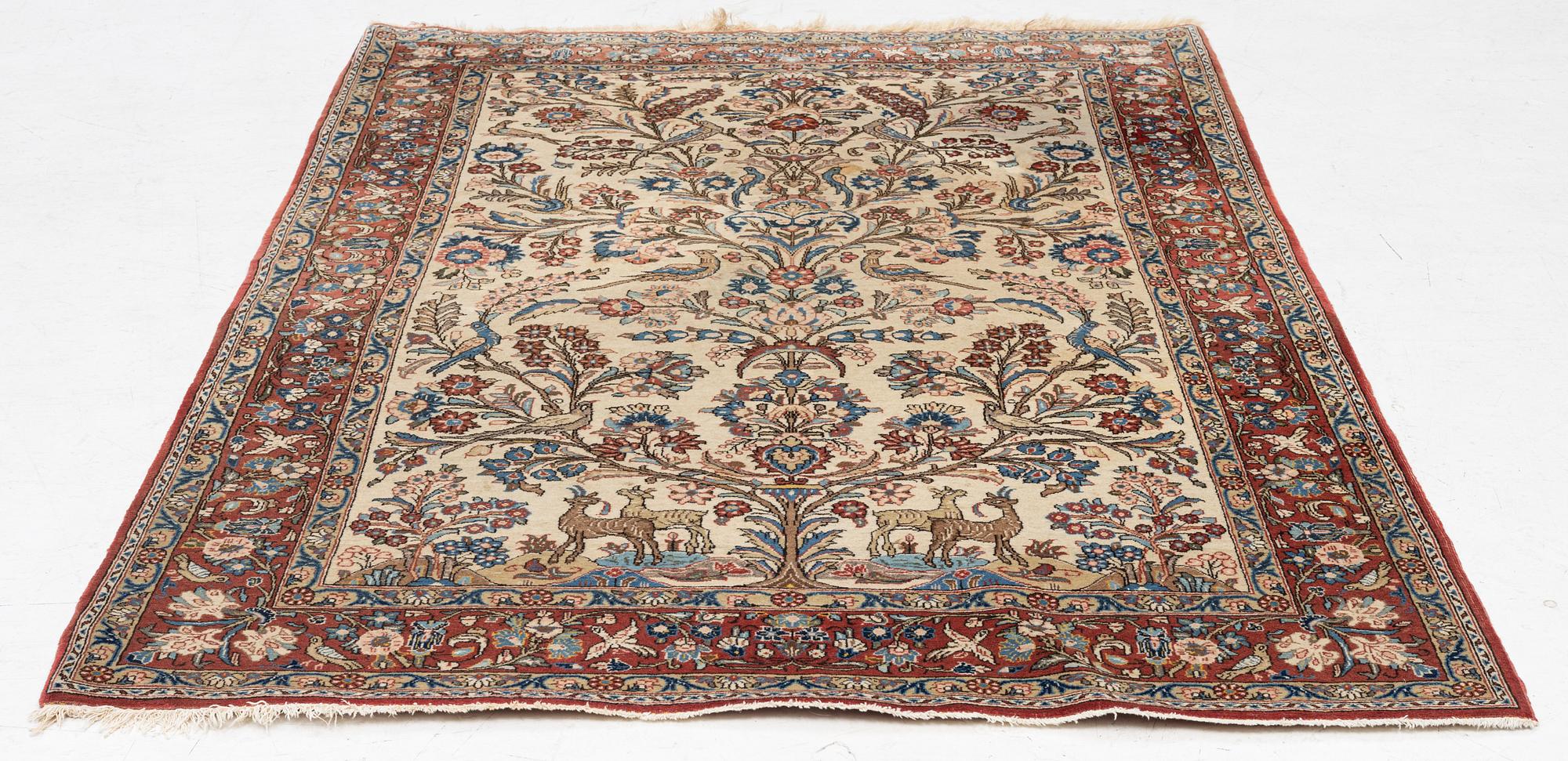 Matta, orientalisk, figural, ca 138 x 212 cm.