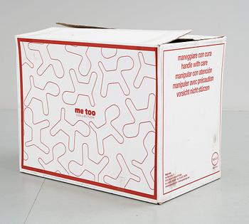 HUND, plast. Eero Aarnio, Me Too collection, Magis Italien.
