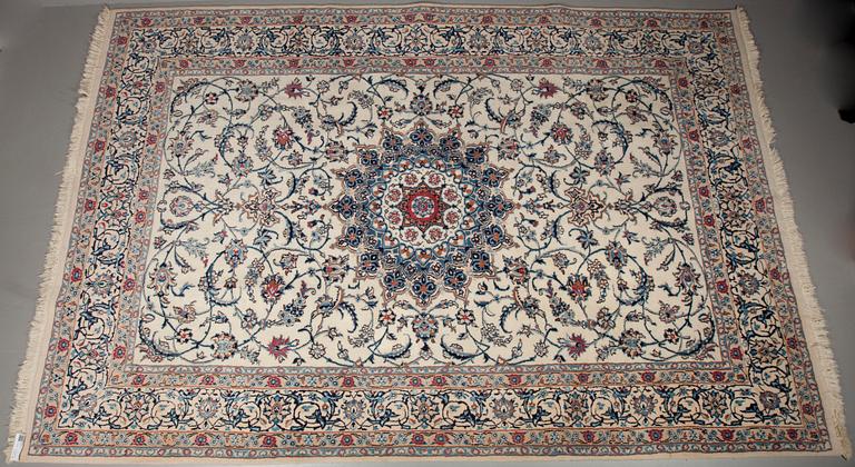 MATTA, Nain 200x305 cm.