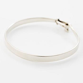 Vivianna Torun Bülow-Hübe, sterling silver bangle, for Georg Jensen.