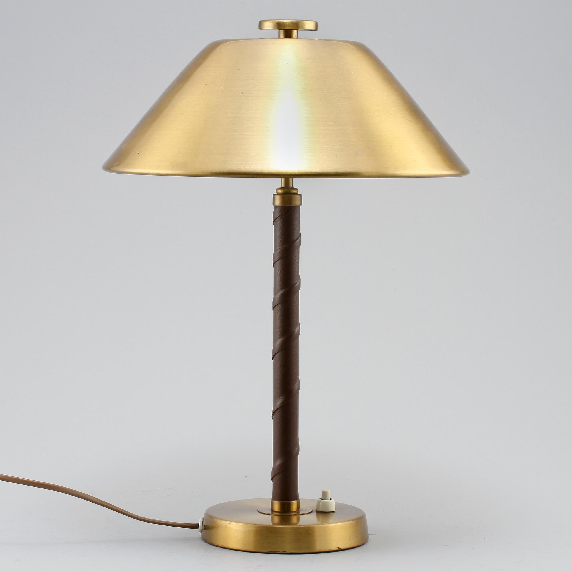 BORDSLAMPA, 1900-talets andra hälft.