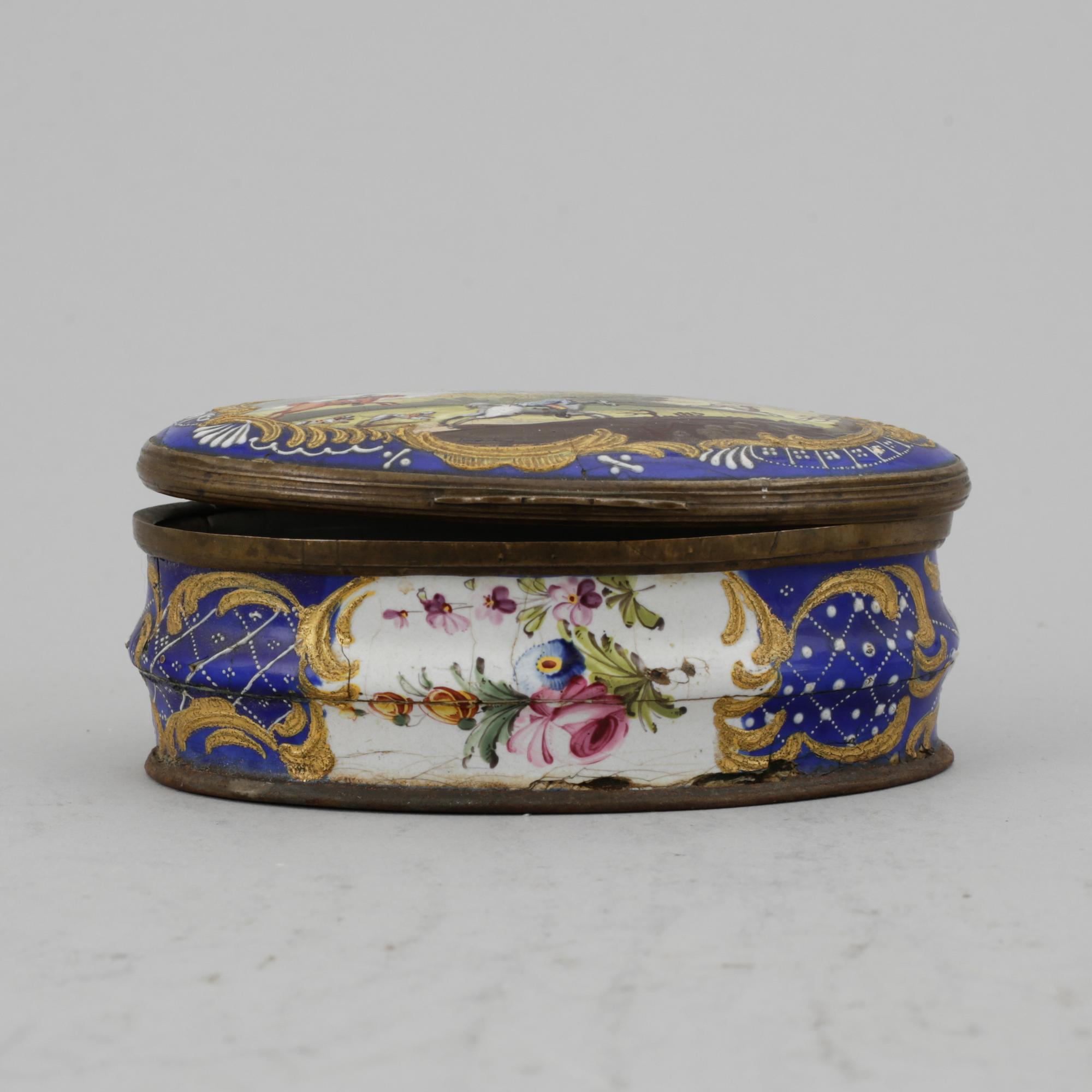 An enamel rococo box.