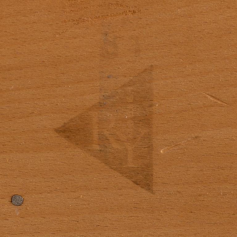 HANS J WEGNER, skåp, "RY-20" för Ry Möbler, Danmark, 1960-tal.