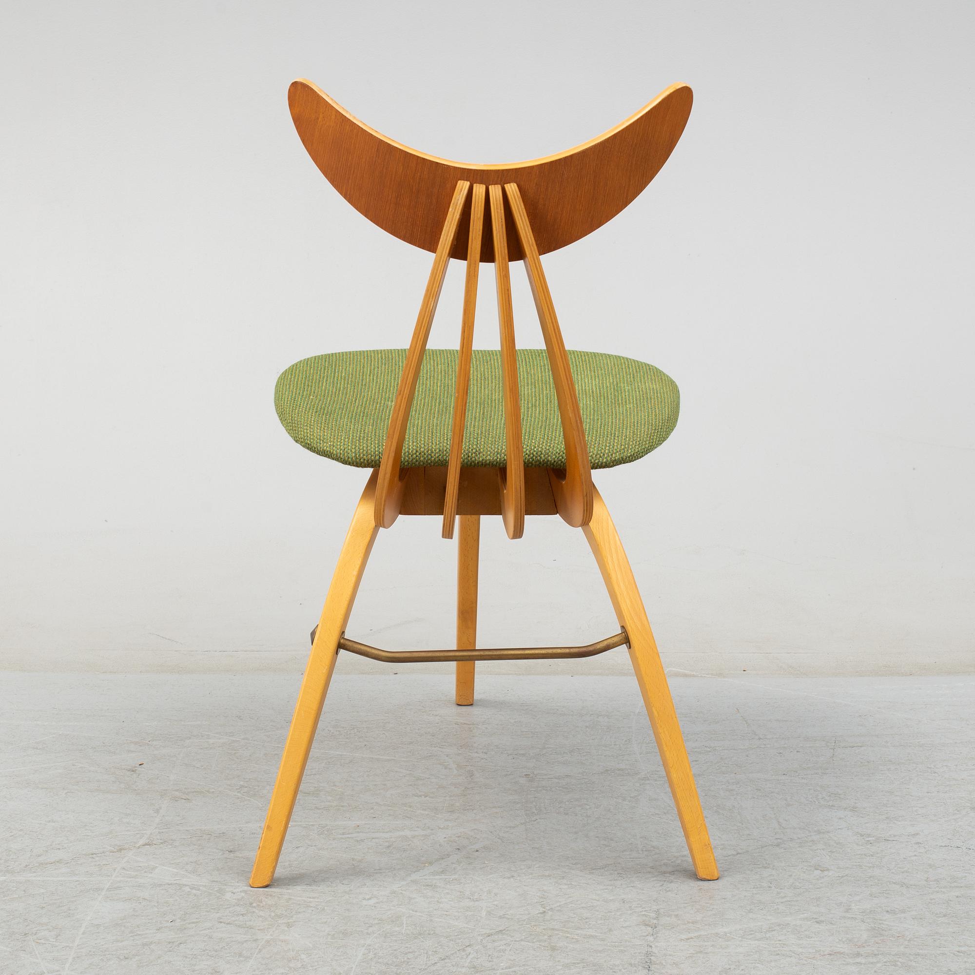 A second half of the 20th century chair.