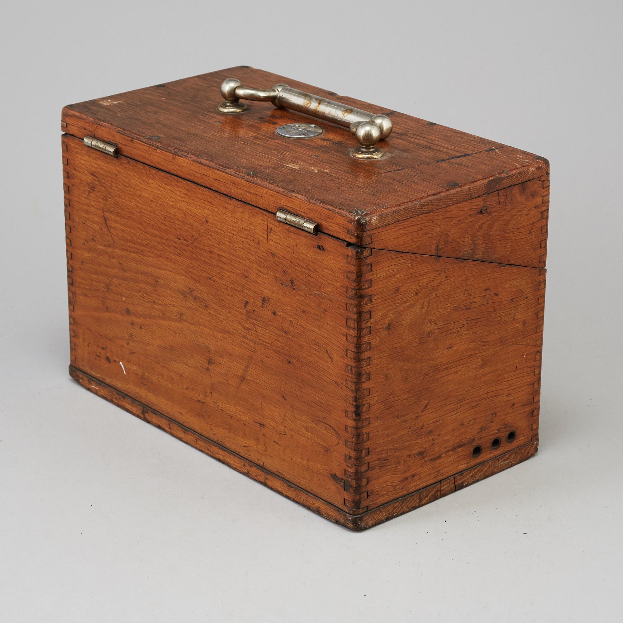 FÄLTTELEFON, 1900-talets början.