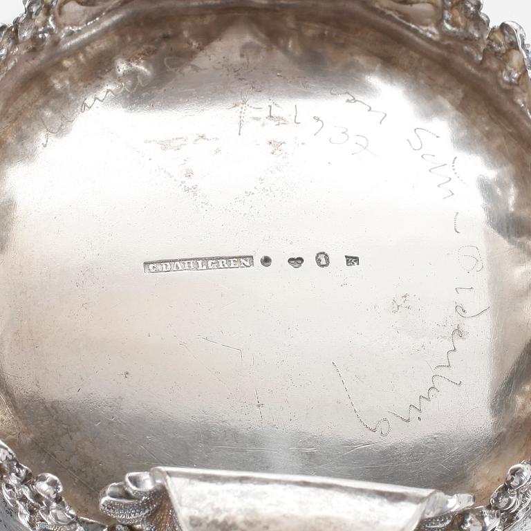 SKÅL, silver, G. Dahlgren, Stockholm, otydlig årsstämpel, 1800-talets andra hälft. Vikt ca 302g.